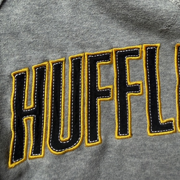 Hufflepuff sweatshirt - Picture 5 of 10